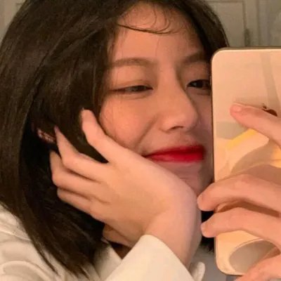 不认识的女友